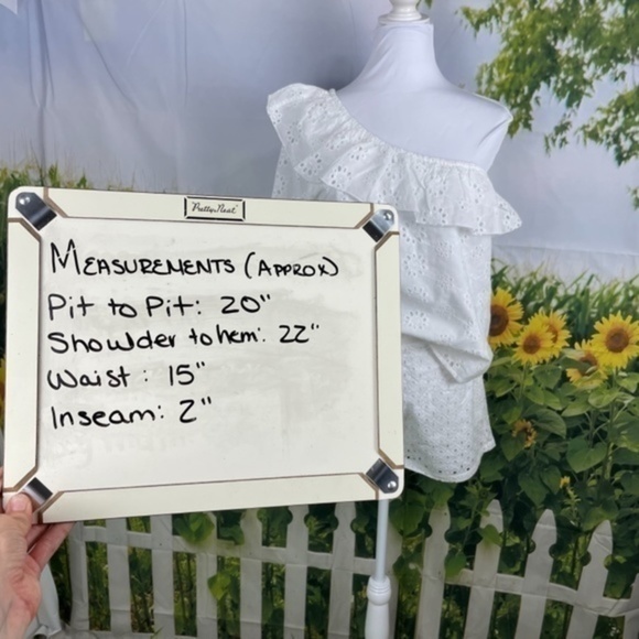 SENLIS White Diamond Eyelet Emile Outfit Small - Picture 14 of 16